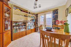 Dining Room- click for photo gallery